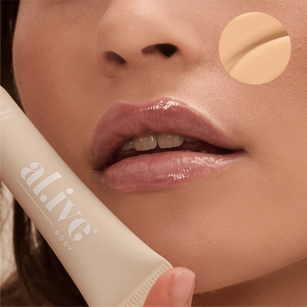 TINTED LIP BUTTER - Nude Coconut